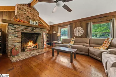 100 Caroline Drive, Roebuck, SC 29376 - Photo 4