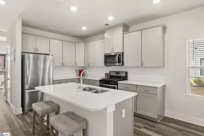 122 Bromes Way, Greenville, SC 29607 - Photo 2