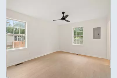 109 Laurens Court, Fountain Inn, SC 29644 - Photo 12