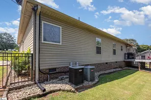 3189 E Gap Creek Rd, Greer, SC 29651 - Photo 36