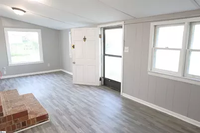 1010 Flymm Smith Road, Waterloo, SC 29384 - Photo 6