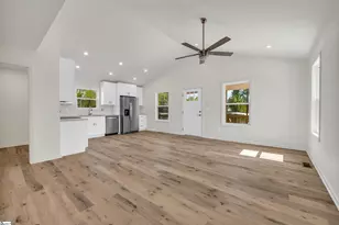 536 E South 5th St, Seneca, SC 29678 - Photo 12