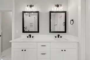 56 Packforest Rd, Taylors, SC 29687 - Photo 10