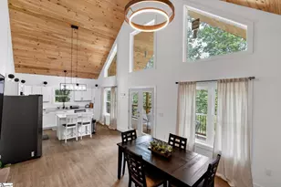 252 Dogwood Dr, Westminster, SC 29693 - Photo 2