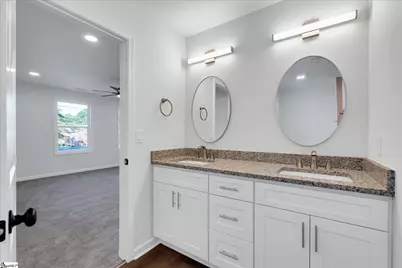 1129 Old Spartanburg Highway, Wellford, SC 29385 - Photo 16