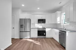 1129 Old Spartanburg Hwy, Wellford, SC 29385 - Photo 10