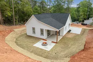 416 Holden Dr, Westminster, SC 29693 - Photo 2