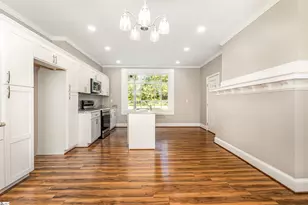 1110 Hayne St, Spartanburg, SC 29301 - Photo 8