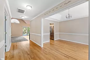 216 Barrett Dr, Mauldin, SC 29662 - Photo 2