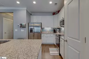 216 Button Willow St, Taylors, SC 29687 - Photo 10