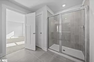 304 Roderick Ln, Greenville, SC 29605 - Photo 28