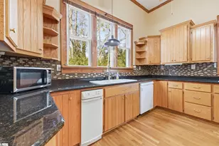 711 NE Main St, Easley, SC 29640 - Photo 8