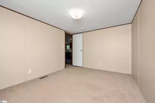 30857 E 72 Hwy, Whitmire, SC 29178 - Photo 12