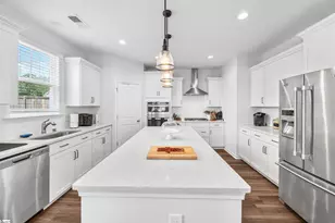 322 Valley Oak Dr, Belton, SC 29627 - Photo 2