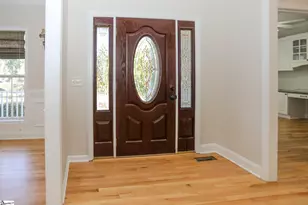 1205 Farming Creek Dr, Simpsonville, SC 29680 - Photo 4