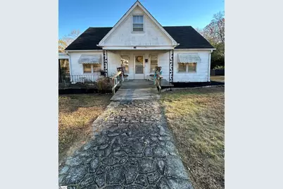304 Stutts Avenue, Union, SC 29379 - Photo 1