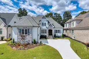 202 Chestnut Pond Ln, Simpsonville, SC 29681 - Photo 2