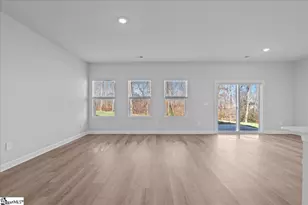 1624 Switchback Cir, Moore, SC 29369 - Photo 4