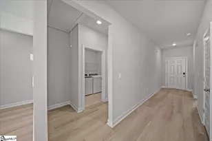 560 Cozy Blf Rd, Spartanburg, SC 29301 - Photo 8