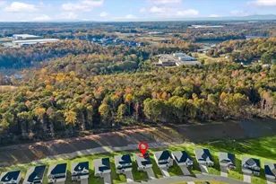 560 Cozy Blf Rd, Spartanburg, SC 29301 - Photo 18