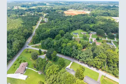 68 Calton Drive, Gaffney, SC 29341 - Photo 6