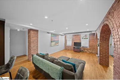 400 E Washington Street #Unit 27, Greenville, SC 29601 - Photo 16