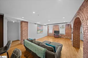 400 E Washington St, Greenville, SC 29601 - Photo 16