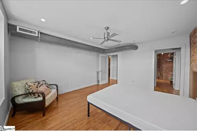 400 E Washington Street #Unit 27, Greenville, SC 29601 - Photo 22