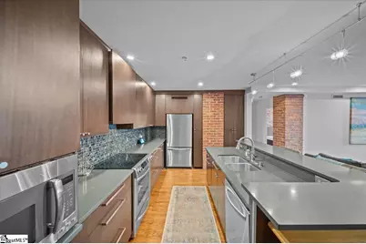 400 E Washington Street #Unit 27, Greenville, SC 29601 - Photo 8