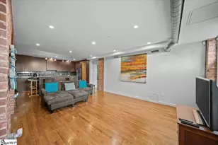 400 E Washington St, Greenville, SC 29601 - Photo 4