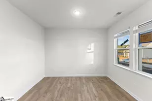 1009 Skidaway Dr, Spartanburg, SC 29303 - Photo 12