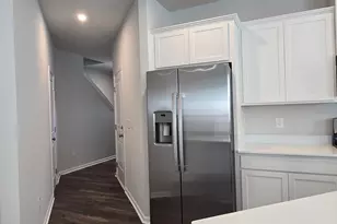 1616 Savannah Mls Dr, Spartanburg, SC 29303 - Photo 4