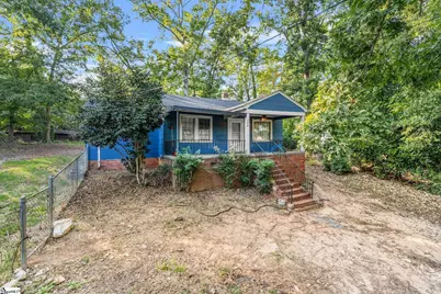 109 Brookside Circle, Belton, SC 29627 - Photo 2