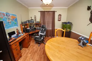 304 Hampshire Ct, Spartanburg, SC 29301 - Photo 10