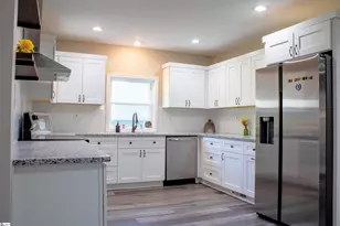 340 W Peachtree St, Woodruff, SC 29388 - Photo 8