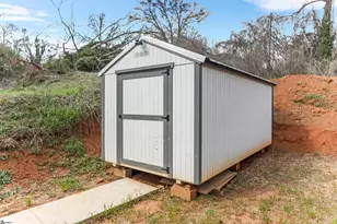 184 Home St, Spartanburg, SC 29306 - Photo 6