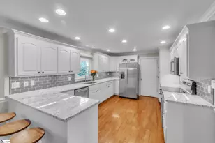 101 Silver Ridge Ct, Greer, SC 29651 - Photo 2