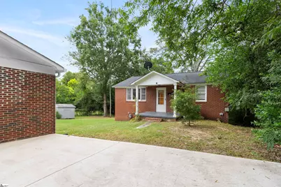 509 W Carolina Avenue, Clinton, SC 29325 - Photo 30