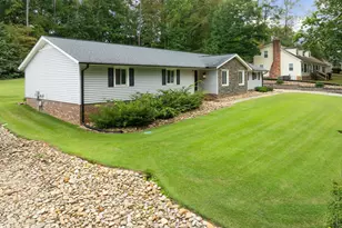 406 Huntington Rd, Easley, SC 29642 - Photo 8