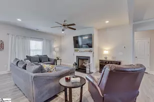 402 Reedy Springs Ln, Greenville, SC 29605 - Photo 10