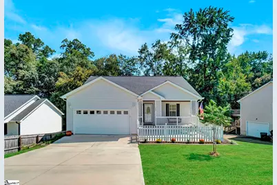 298 N Orchard Drive, Taylors, SC 29687 - Photo 1