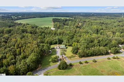 1613 Abercrombie Road, Fountain Inn, SC 29644 - Photo 2