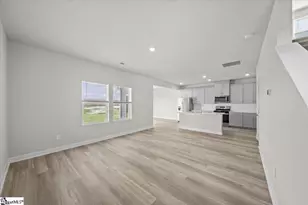 928 Penfold Pointe, Wellford, SC 29385 - Photo 2