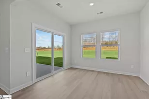 682 Cozy Blf Rd, Spartanburg, SC 29301 - Photo 10