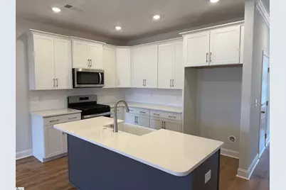 213 Lewes Avenue, Simpsonville, SC 29681 - Photo 2