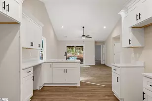 303 Elm Ave, Anderson, SC 29625 - Photo 14