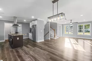 305 Tribble St, Honea Path, SC 29654 - Photo 8