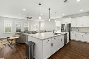 306 Starling Ave, Easley, SC 29642 - Photo 6