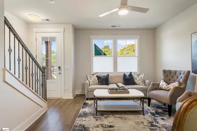 1194 N Pleasantburg Drive, Greenville, SC 29607 - Photo 2