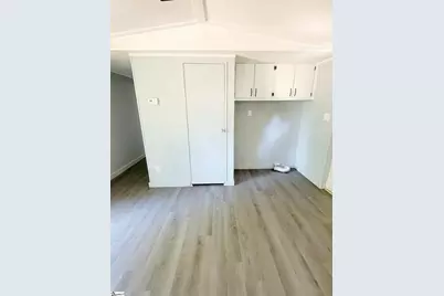 28557 76 E Highway, Clinton, SC 29325 - Photo 8